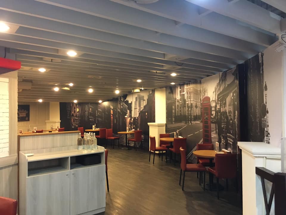 大圖輸出｜餐廳室內拍照牆，簡單增加國外氛